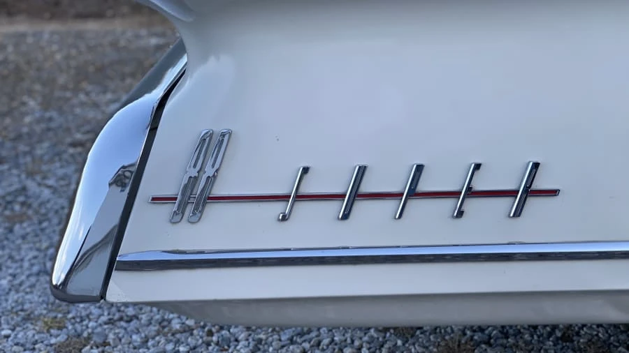 1960 Oldsmobile 88 - Image 5 of 26