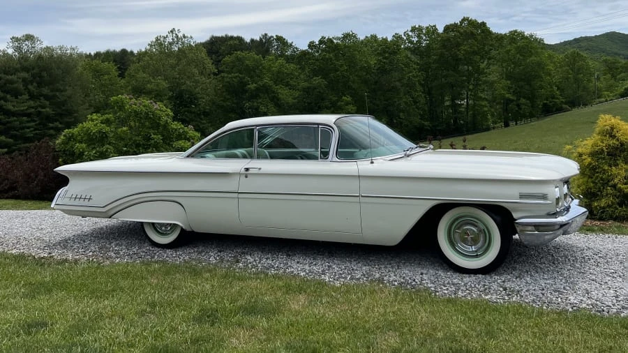1960 Oldsmobile 88 - Image 16 of 26