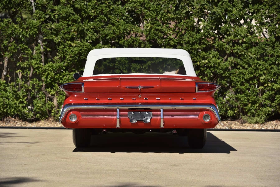 1960 Oldsmobile 88 - Image 5 of 27