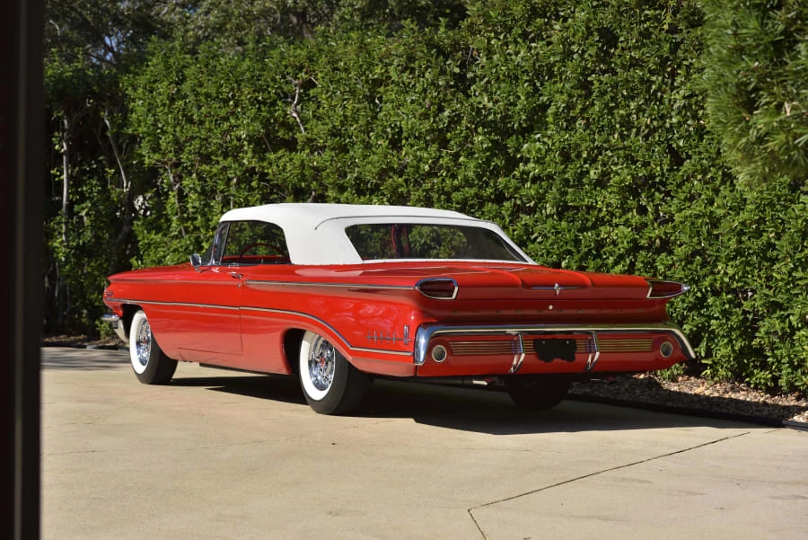 1960 Oldsmobile 88 - Image 9 of 27