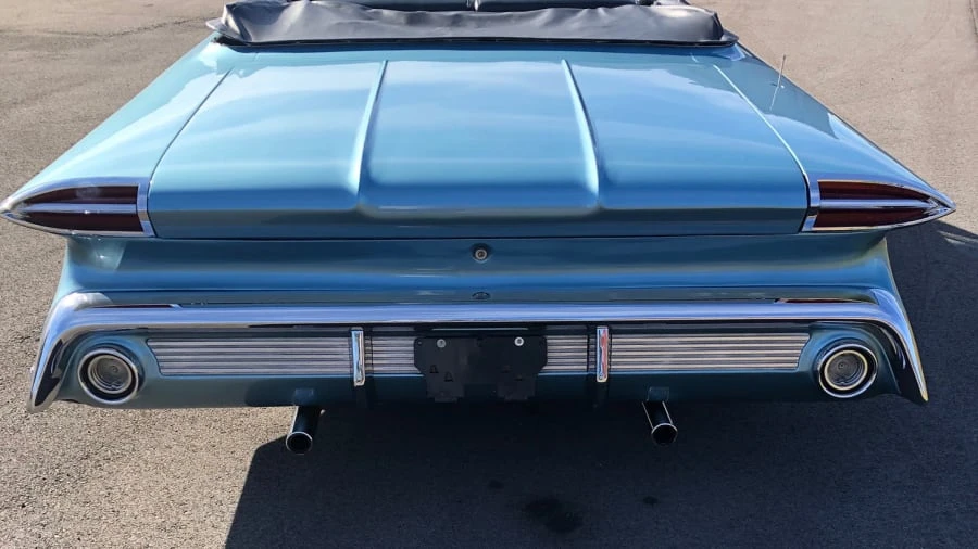 1960 Oldsmobile 88 - Image 9 of 12