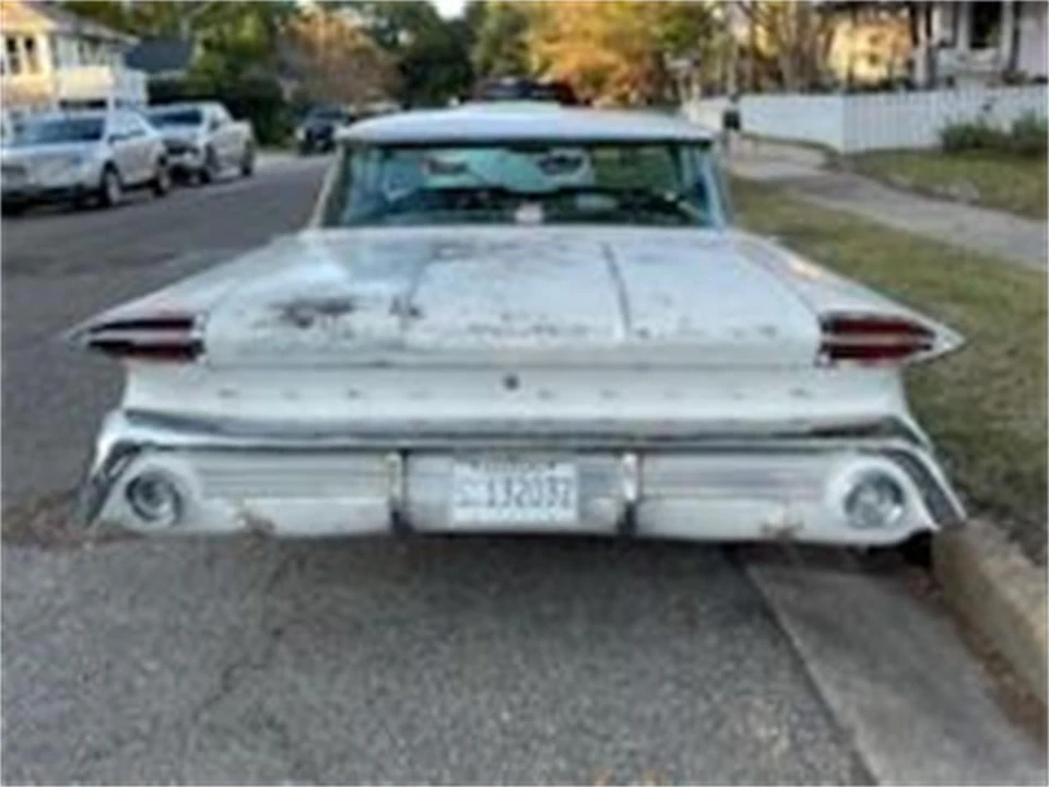 1960 Oldsmobile 88 - Image 6 of 26