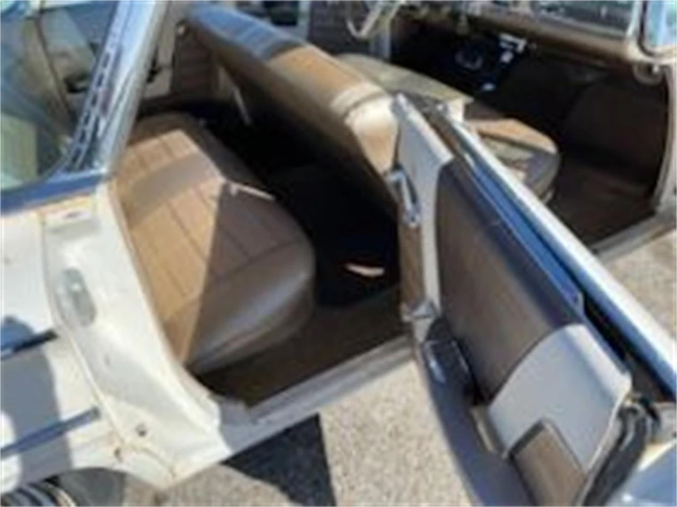 1960 Oldsmobile 88 - Image 20 of 26