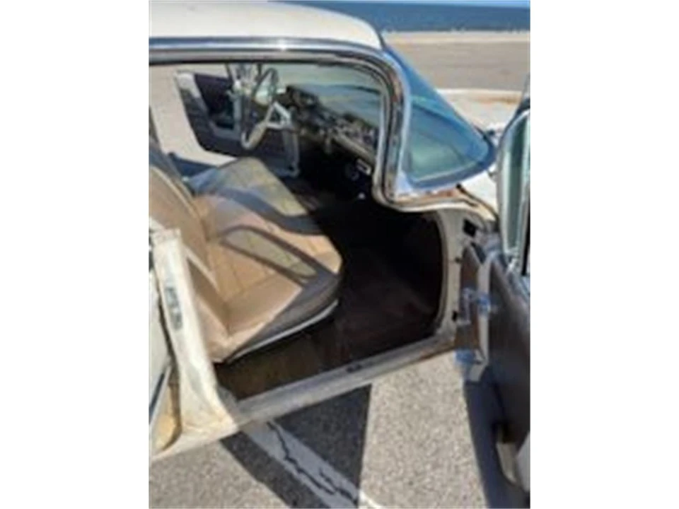 1960 Oldsmobile 88 - Image 19 of 26