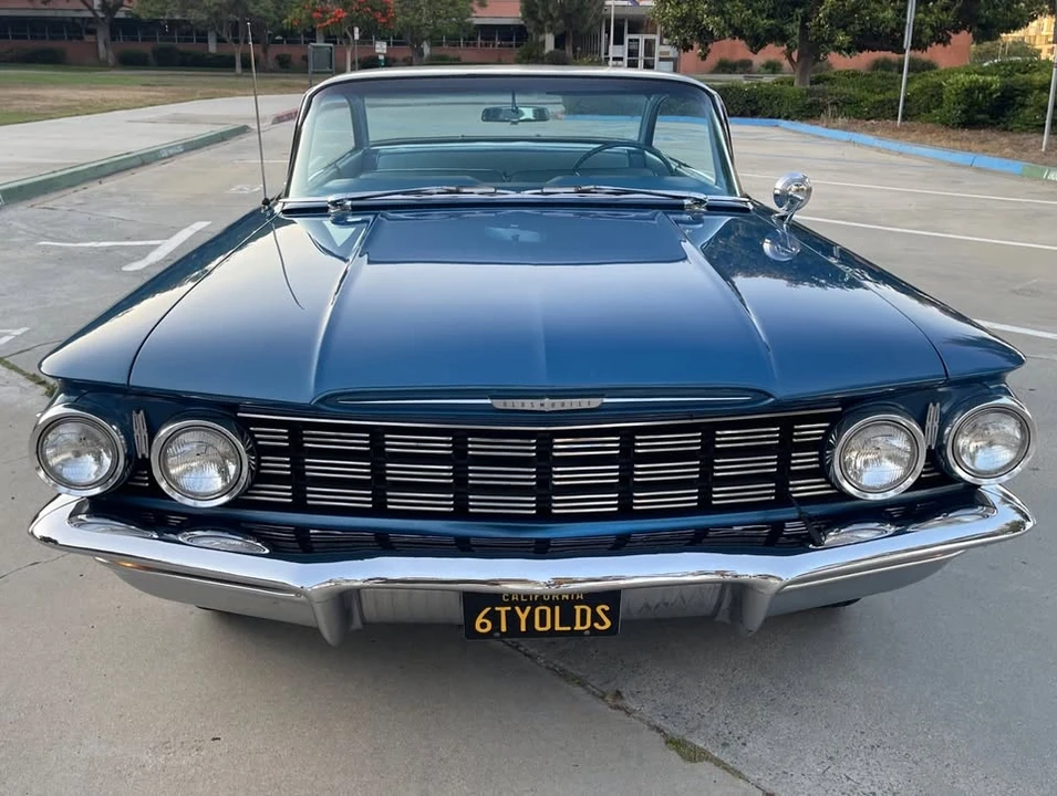 1960 Oldsmobile 88 - Image 17 of 20