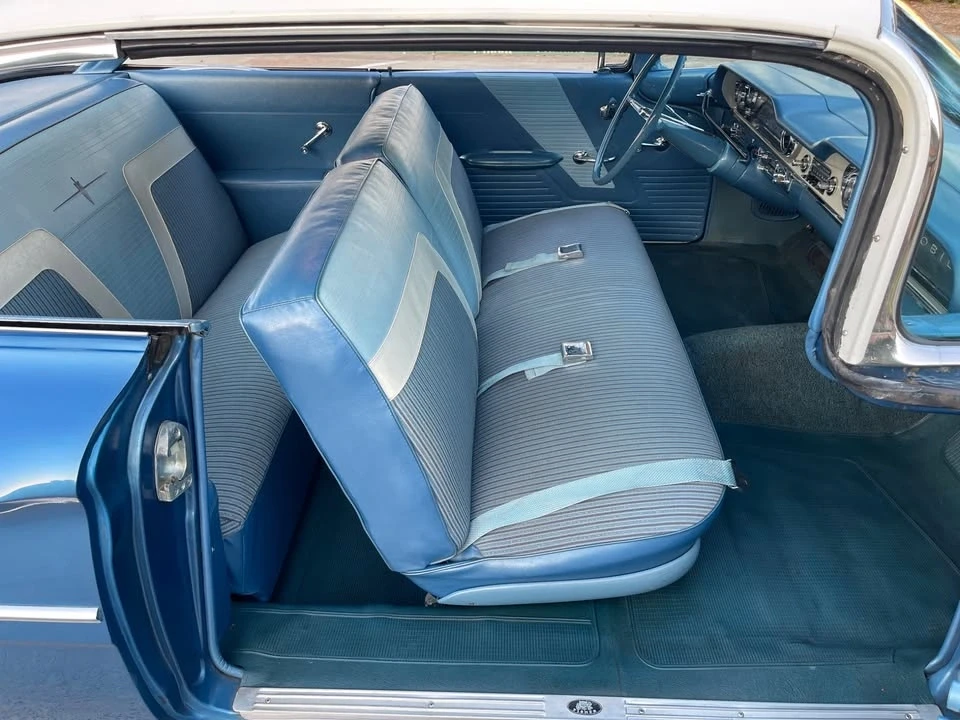 1960 Oldsmobile 88 - Image 11 of 20