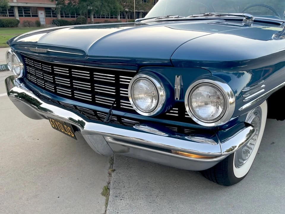 1960 Oldsmobile 88 - Image 7 of 20