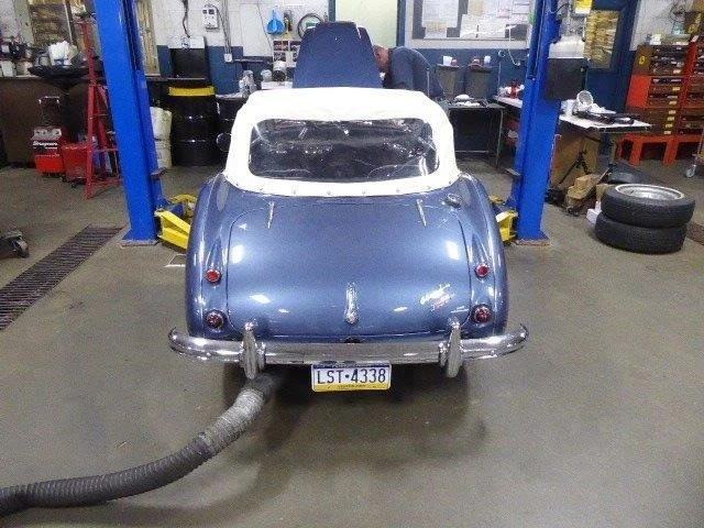 1960 Austin-Healey 3000 Mark I - Image 10 of 12