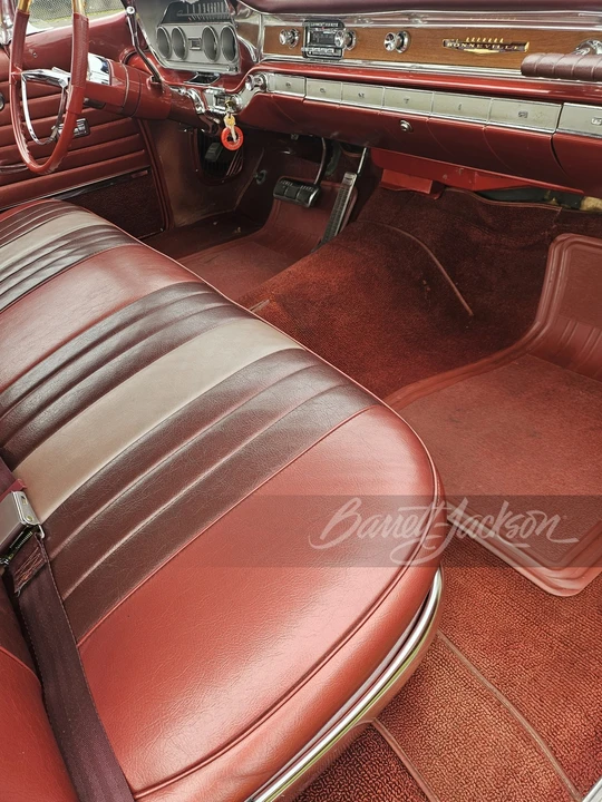 1960 Pontiac Bonneville 1st Gen - Image 7 of 13