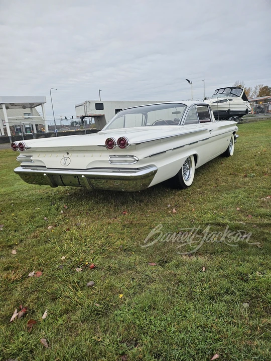 1960 Pontiac Bonneville 1st Gen - Image 9 of 13