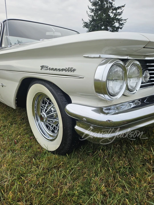 1960 Pontiac Bonneville 1st Gen - Image 11 of 13