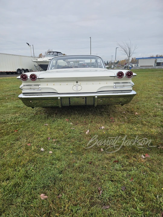 1960 Pontiac Bonneville 1st Gen - Image 12 of 13