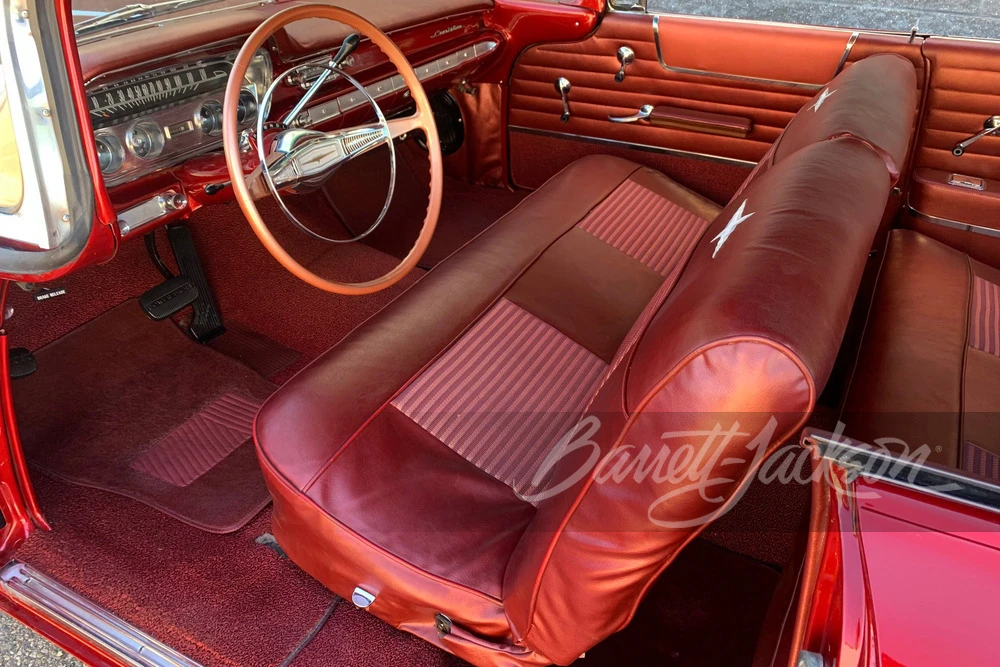 1960 Pontiac Star Chief - Image 3 of 18