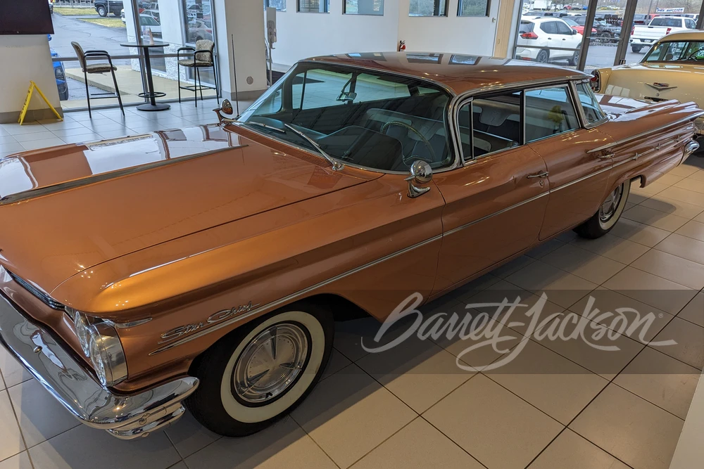 1960 Pontiac Star Chief - Image 5 of 16