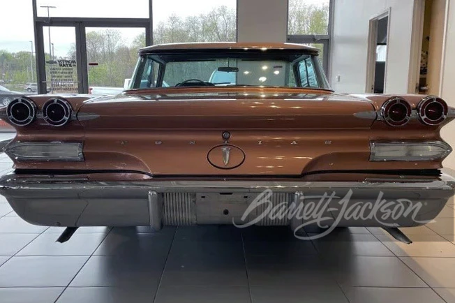 1960 Pontiac Star Chief - Image 8 of 16