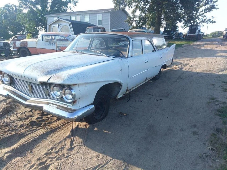 1960 Plymouth Suburban - Image 4 of 21