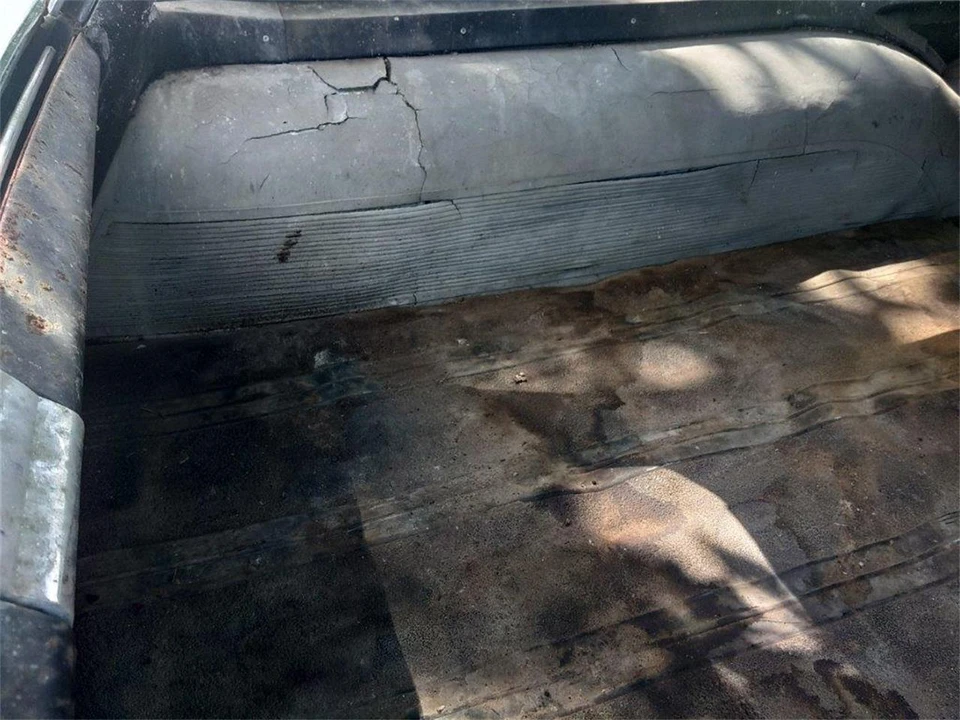 1960 Plymouth Suburban - Image 15 of 21
