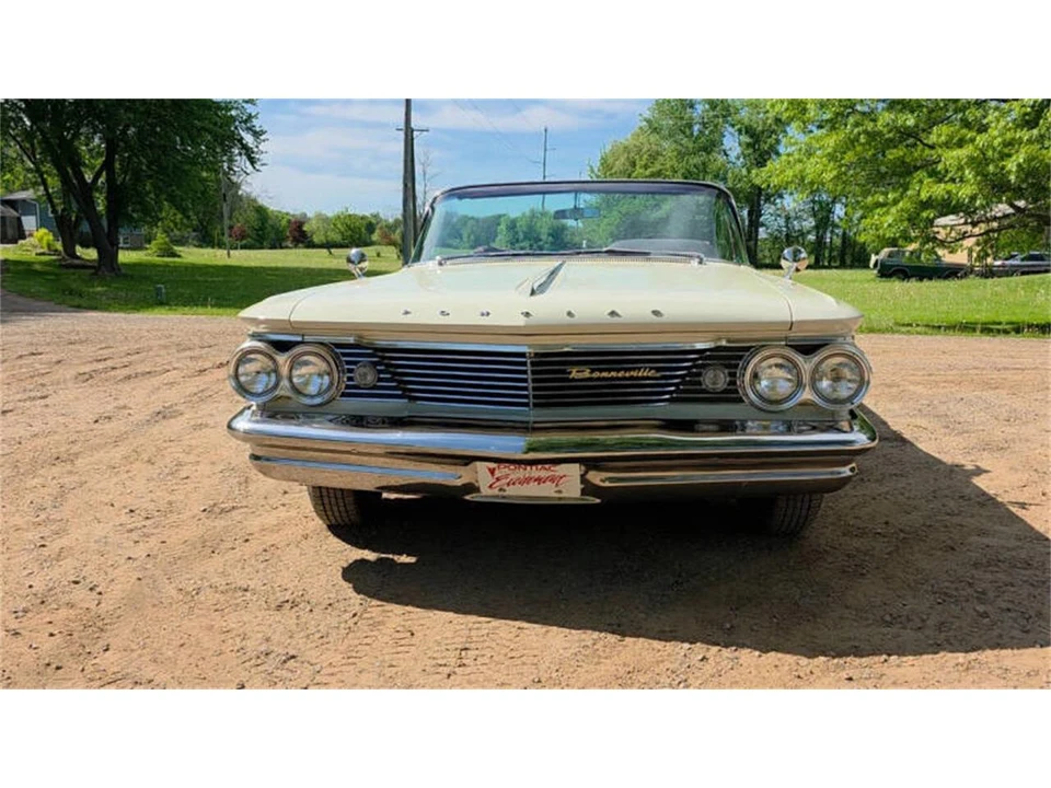 1960 Pontiac Bonneville 1st Gen - Image 5 of 27