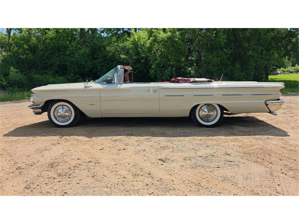 1960 Pontiac Bonneville 1st Gen - Image 6 of 27