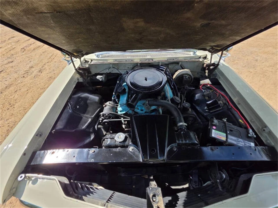1960 Pontiac Bonneville 1st Gen - Image 20 of 27