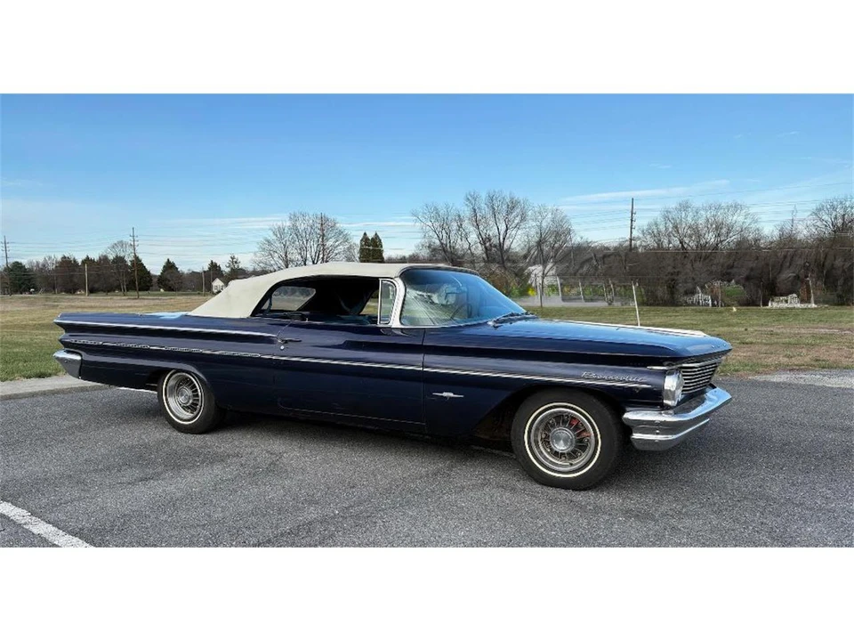 1960 Pontiac Bonneville 1st Gen - Image 14 of 19
