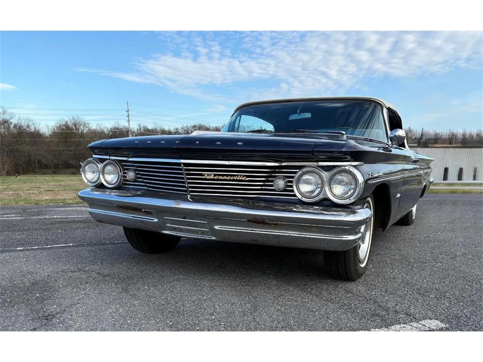 1960 Pontiac Bonneville 1st Gen - Image 3 of 19