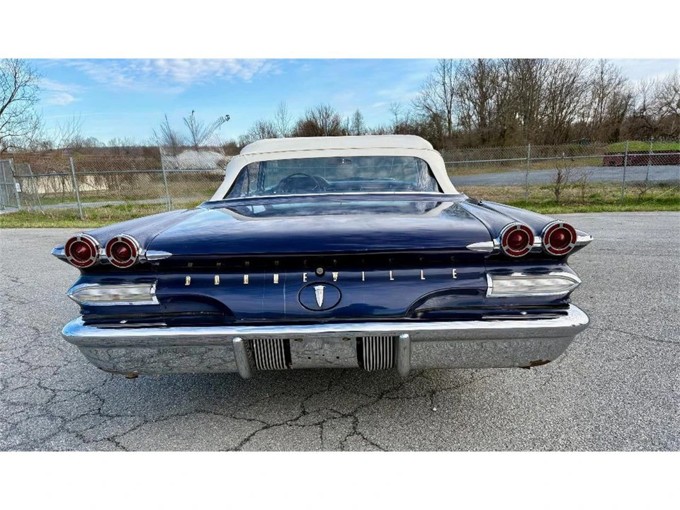 1960 Pontiac Bonneville 1st Gen - Image 8 of 19