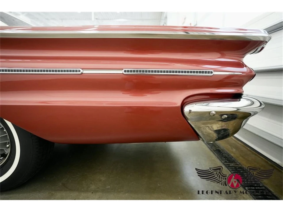 1960 Pontiac Bonneville 1st Gen - Image 29 of 31