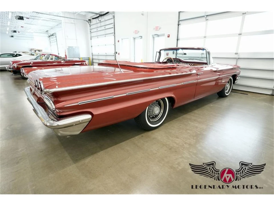 1960 Pontiac Bonneville 1st Gen - Image 17 of 31