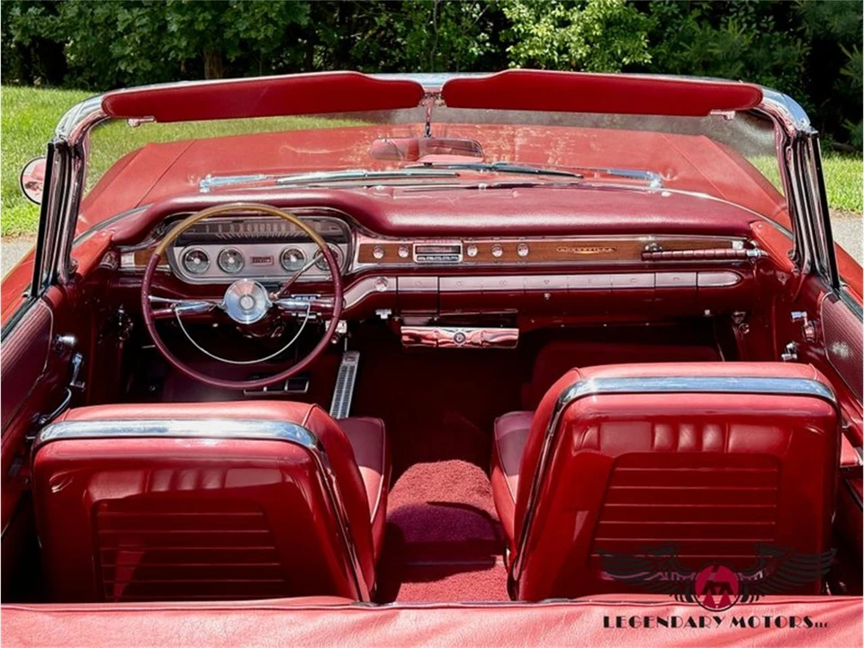 1960 Pontiac Bonneville 1st Gen - Image 12 of 31