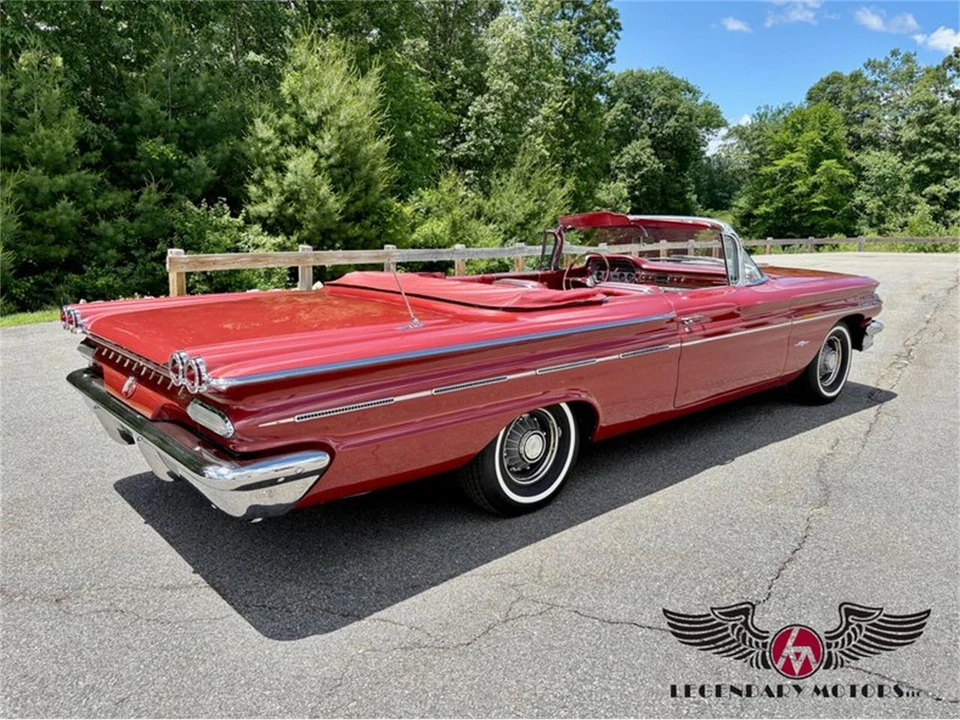 1960 Pontiac Bonneville 1st Gen - Image 3 of 31