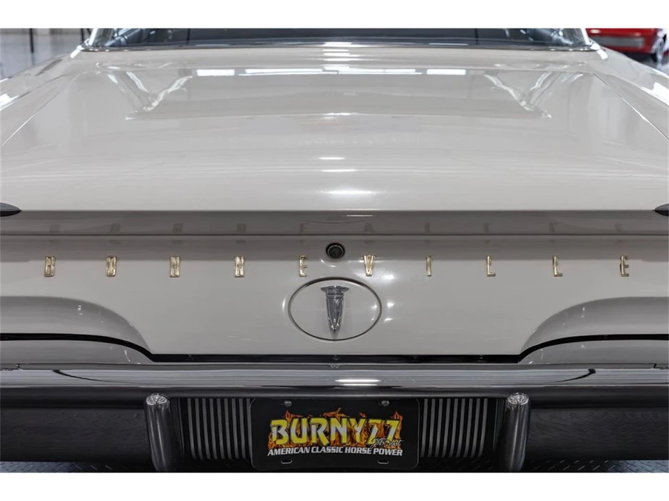 1960 Pontiac Bonneville 1st Gen - Image 31 of 31