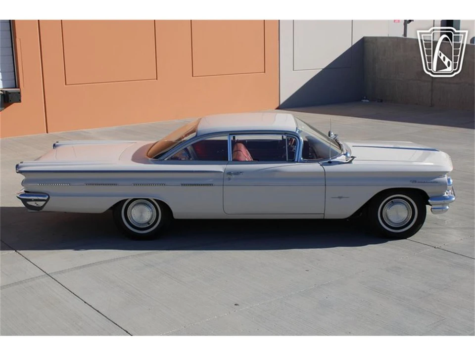 1960 Pontiac Bonneville 1st Gen - Image 17 of 31