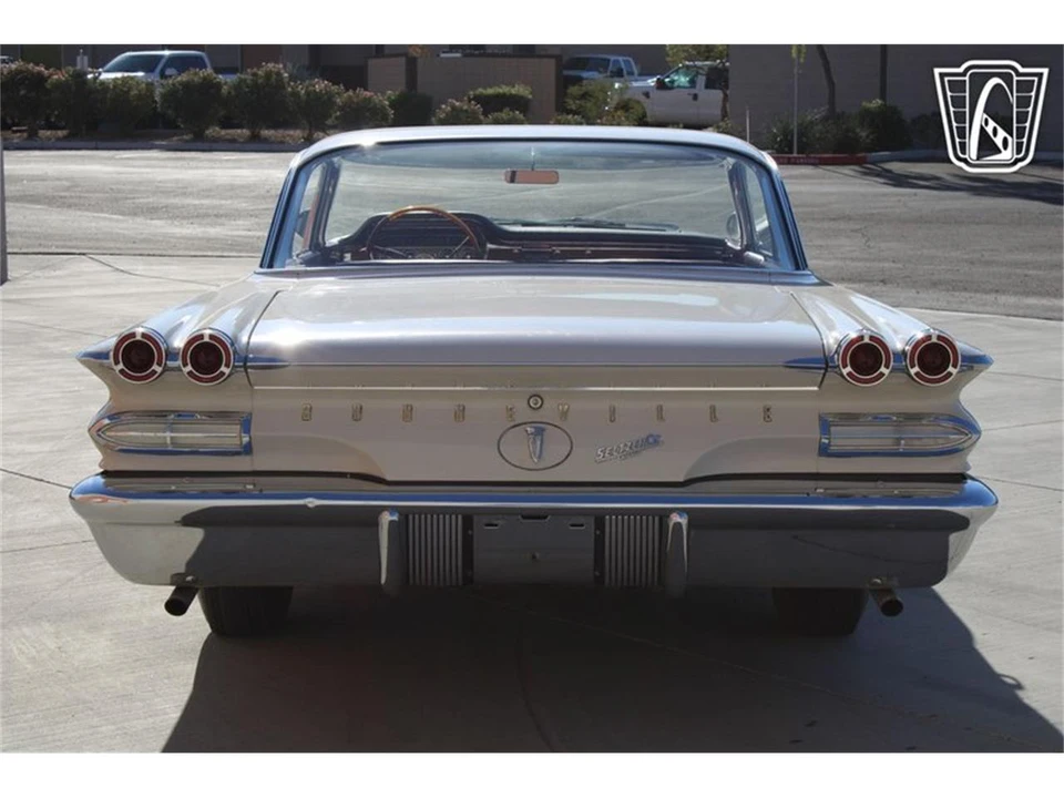 1960 Pontiac Bonneville 1st Gen - Image 23 of 31