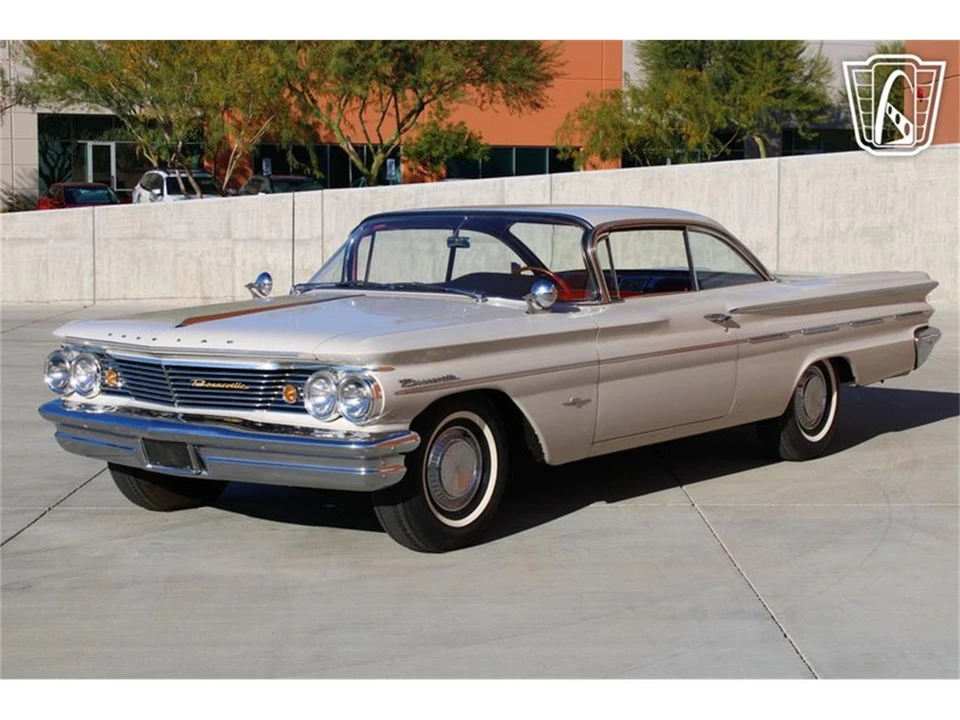 1960 Pontiac Bonneville 1st Gen - Image 4 of 31