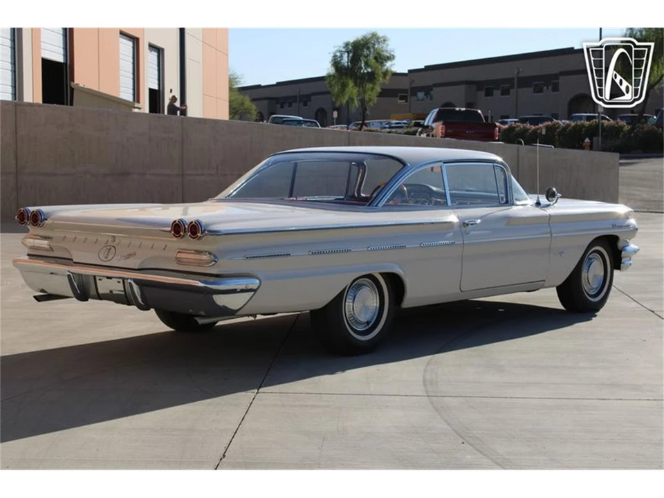 1960 Pontiac Bonneville 1st Gen - Image 24 of 31