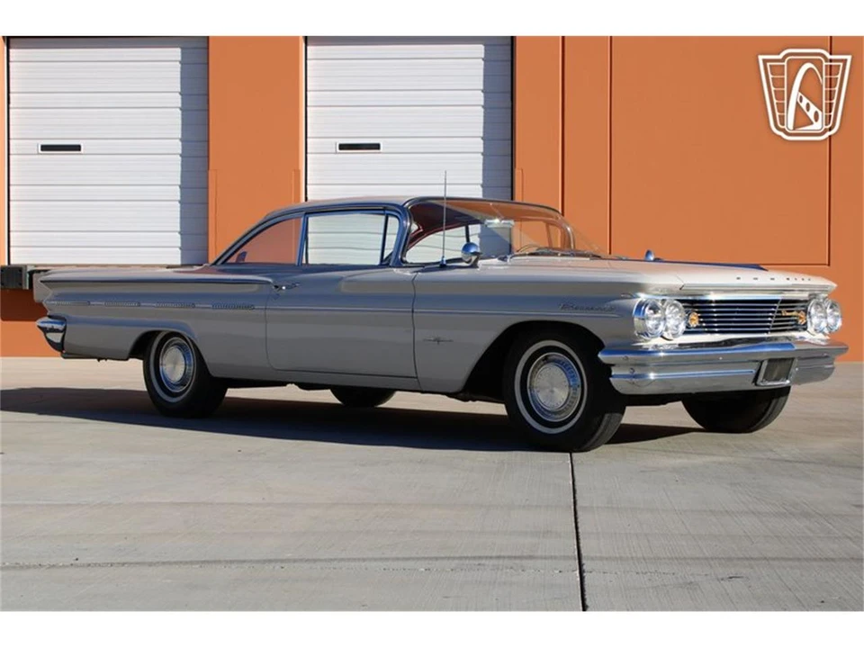 1960 Pontiac Bonneville 1st Gen - Image 9 of 31