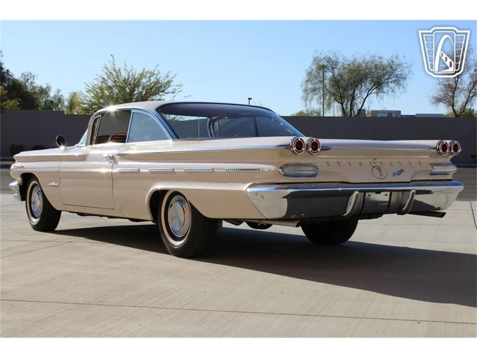 1960 Pontiac Bonneville 1st Gen - Image 30 of 31