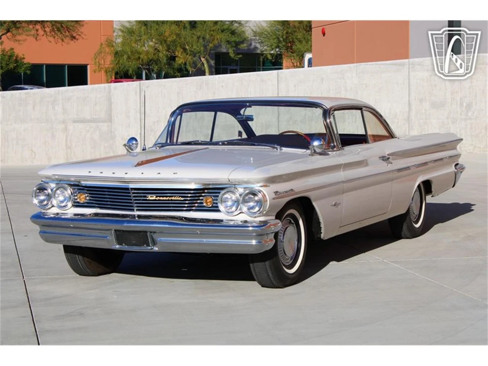 1960 Pontiac Bonneville 1st Gen - Image 10 of 31