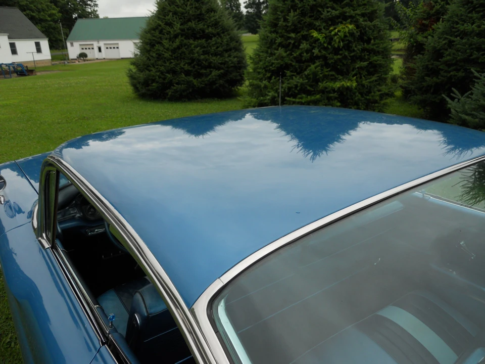 1960 Pontiac Bonneville 1st Gen - Image 17 of 31