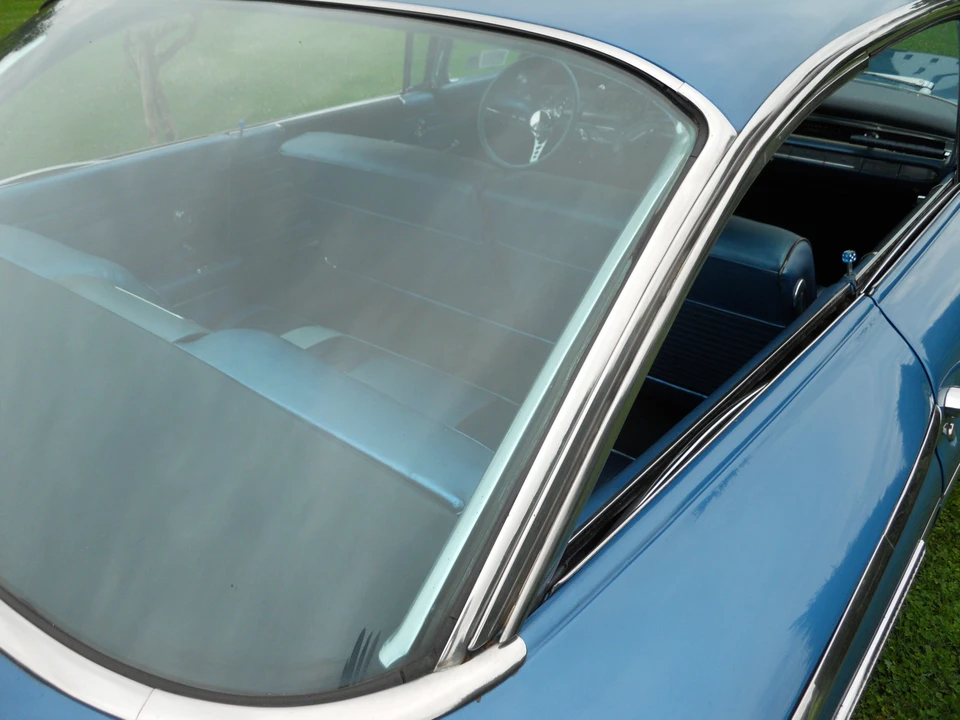 1960 Pontiac Bonneville 1st Gen - Image 19 of 31