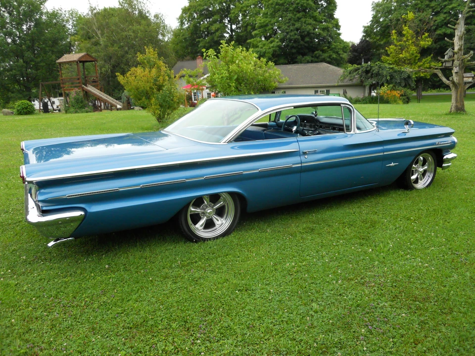 1960 Pontiac Bonneville 1st Gen - Image 5 of 31