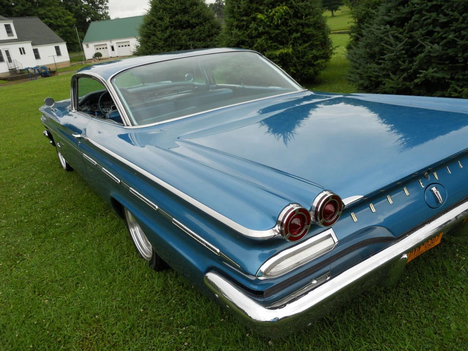 1960 Pontiac Bonneville 1st Gen - Image 8 of 31