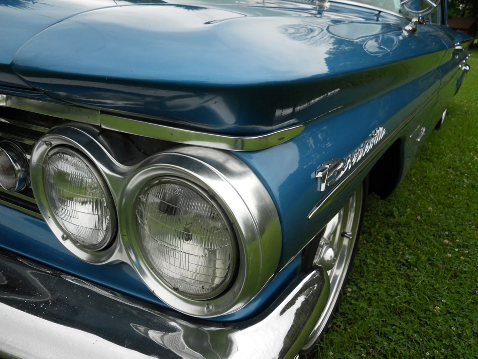 1960 Pontiac Bonneville 1st Gen - Image 30 of 31