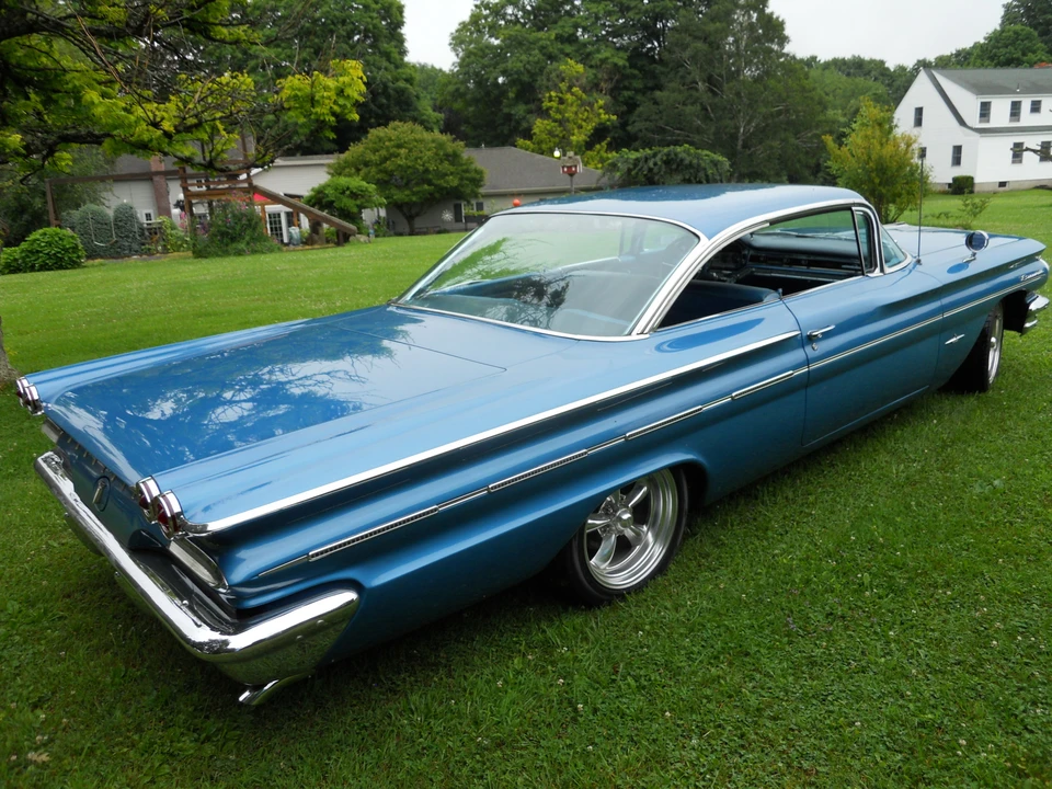 1960 Pontiac Bonneville 1st Gen - Image 6 of 31