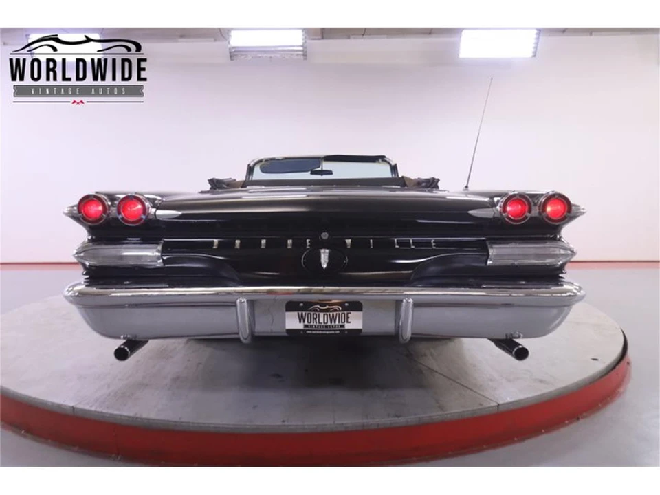 1960 Pontiac Bonneville 1st Gen - Image 21 of 31