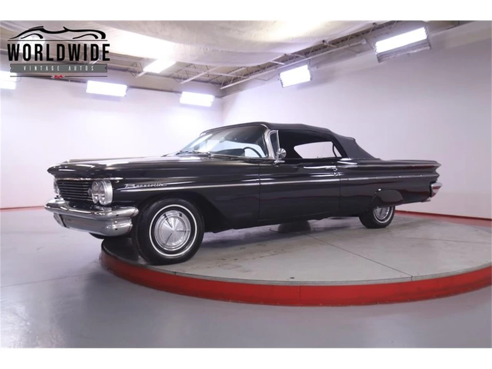 1960 Pontiac Bonneville 1st Gen - Image 2 of 31
