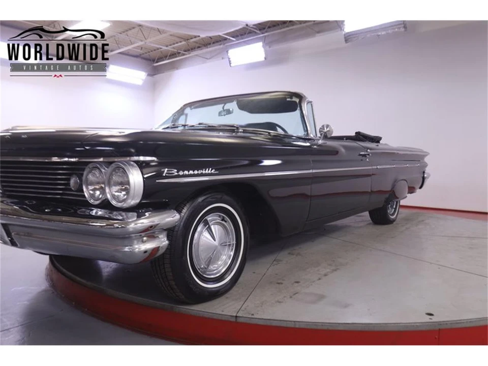 1960 Pontiac Bonneville 1st Gen - Image 16 of 31