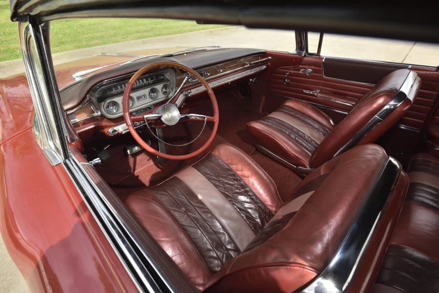 1960 Pontiac Bonneville 1st Gen - Image 19 of 25