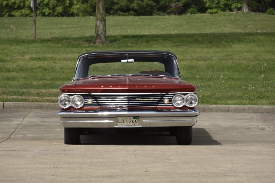 1960 Pontiac Bonneville 1st Gen - Image 4 of 25